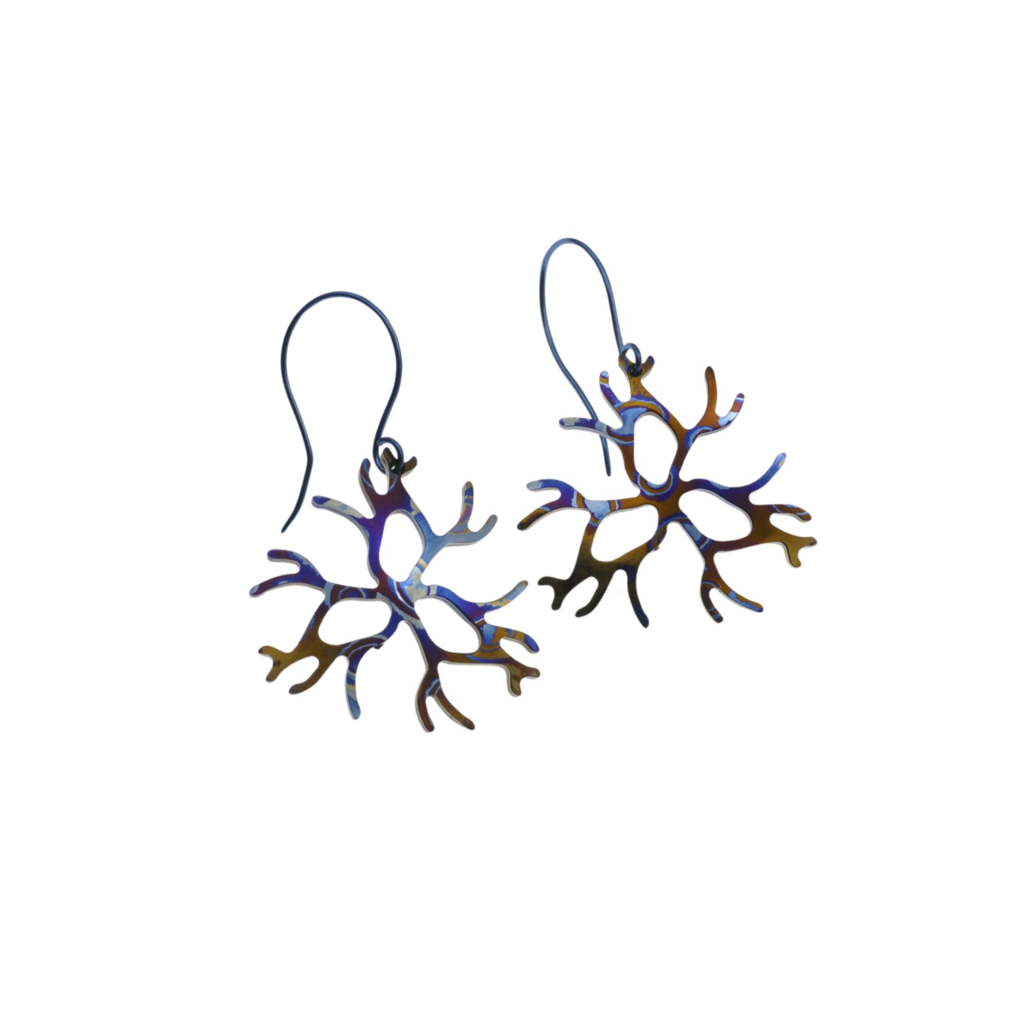 Orecchini in damasco di titanio Coralli 3 rami