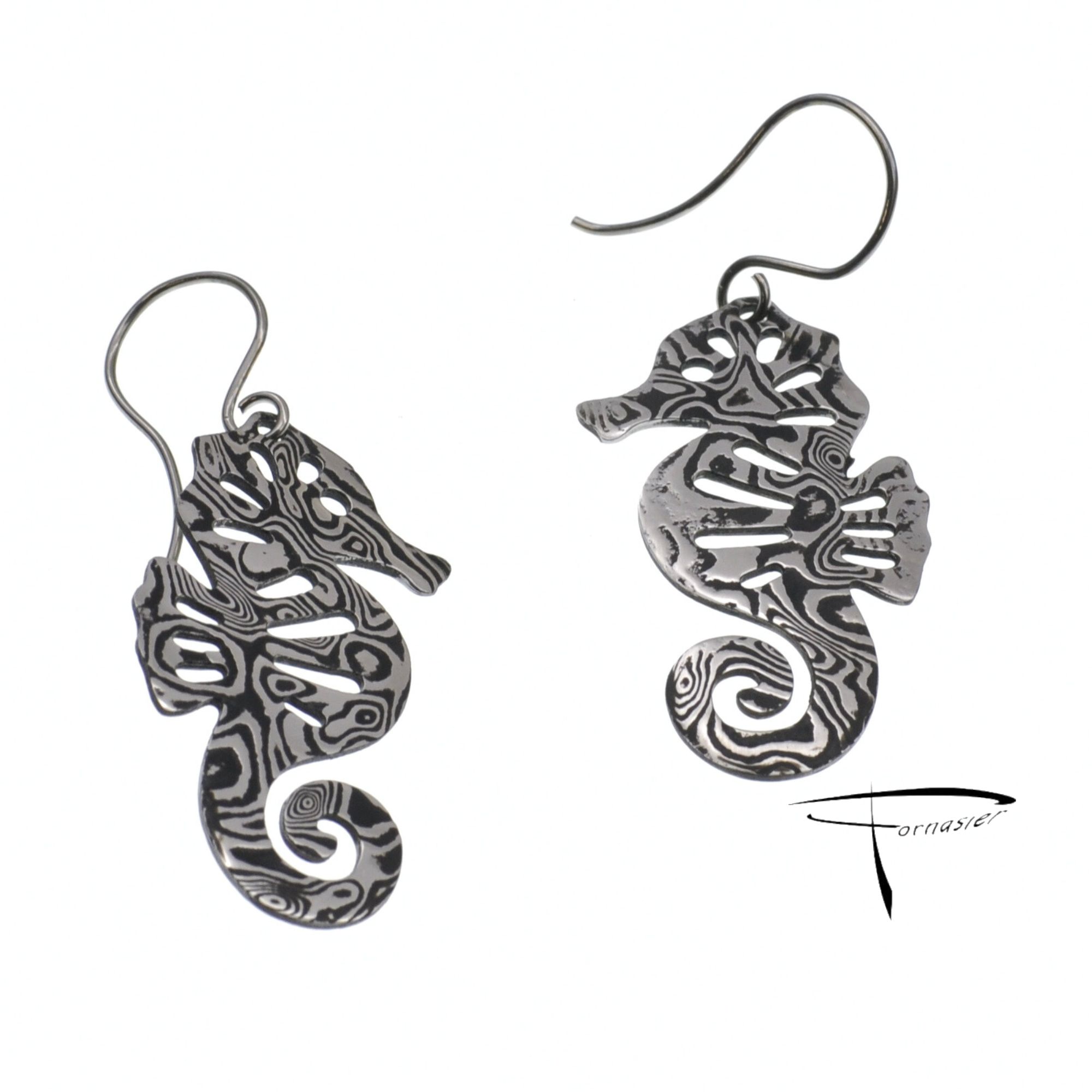 Orecchini in acciaio damasco inossidabile cavallucci marini