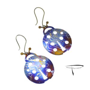 Orecchini in damasco di titanio Coccinelle