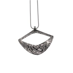 Pendente in damasco di acciaio inossidabile Simbolo tribale