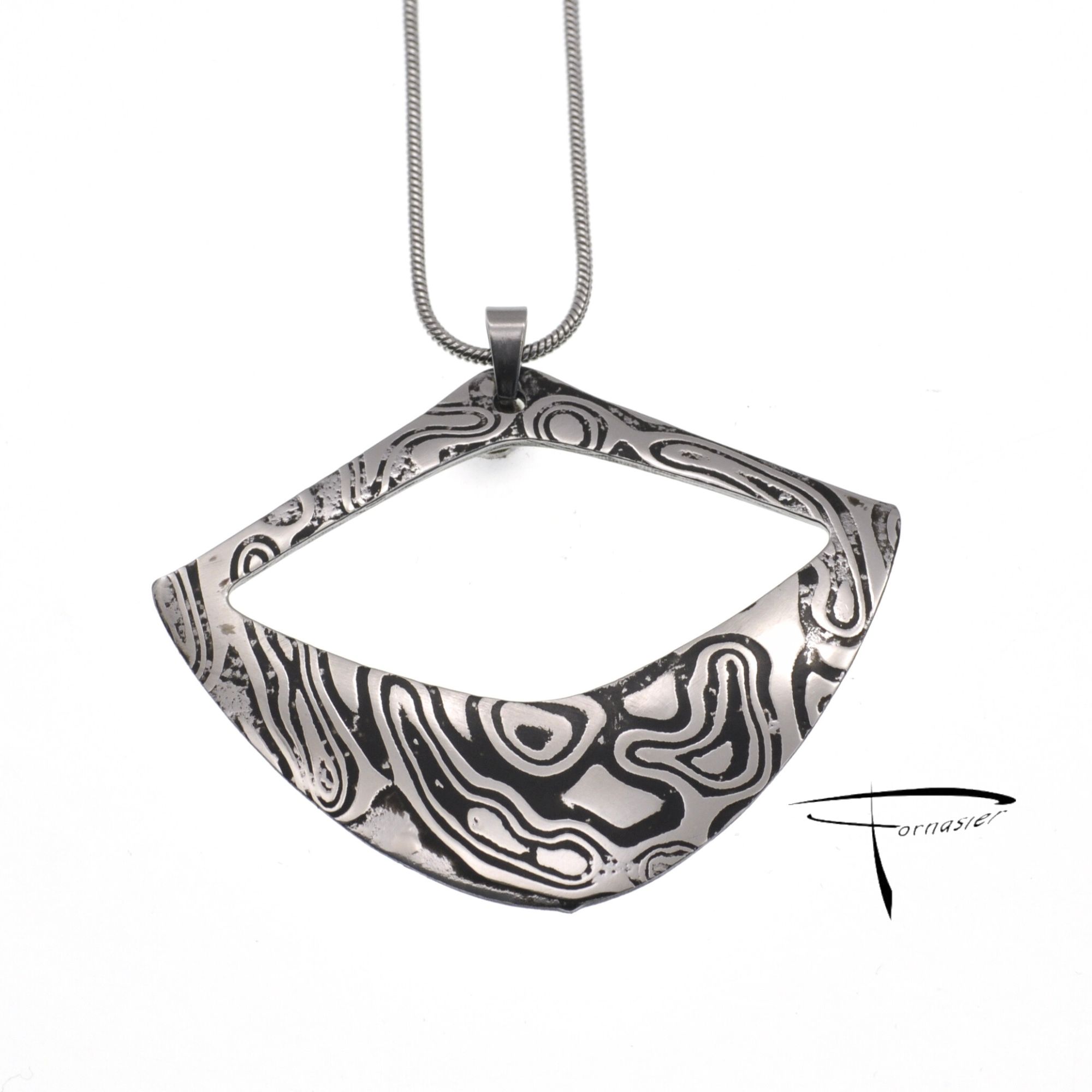 pendente-damasco-inox-simbolo-tribale-valter-fornasier