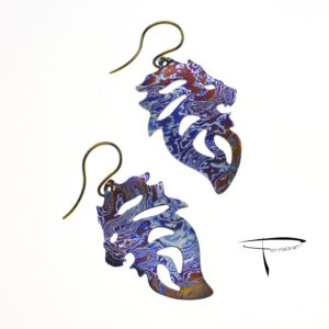 Orecchini in damasco di titanio Teste di leone